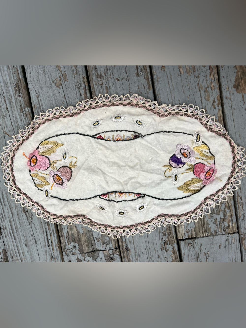 Vintage Pink and Purple Embroidered Floral Oval Doily/table runner